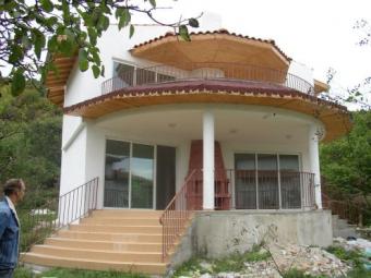Beautiful newly built villa Balchik